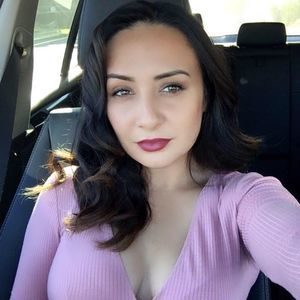 Meet your Posher, Kim